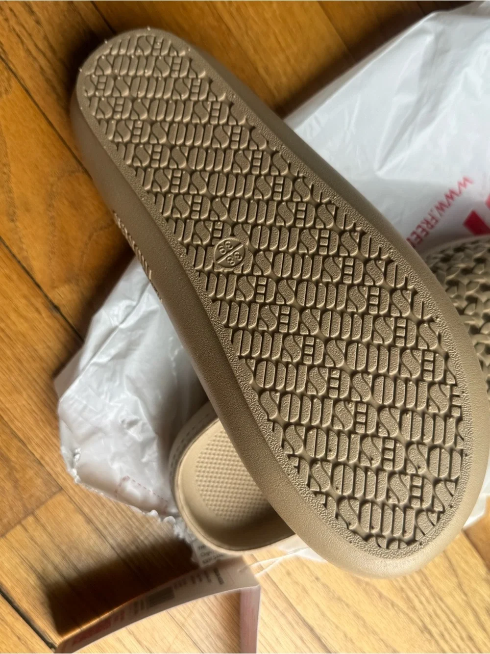 FREEDOM MOSES Kieff Sands Slip-On Clog - Beige/Sands Size 8/9